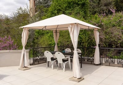 Cozy 1BD Apartment with a Spacious Terrace