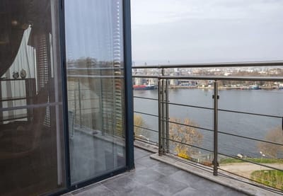 Modern Comfort & Vintage Charm with Panoramic View