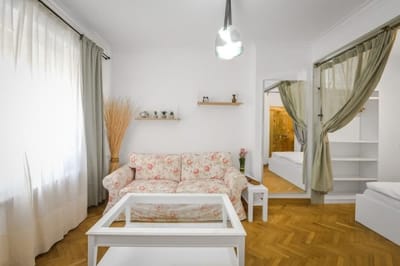 Floral Studio Retreat in Sofia City Center