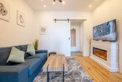 Bright Apartments – 2 Bedroom