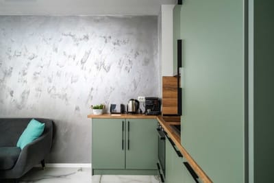 Stylish 1 Bedroom Apartment - Quiet & Comfortable