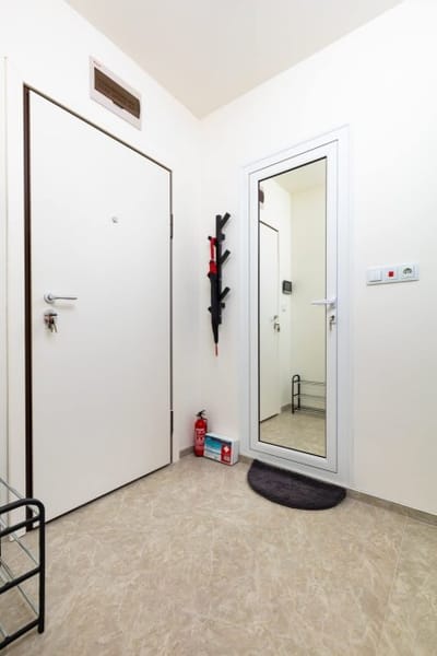 Radiant Retreat: Bright 1BD Haven in Plovdiv