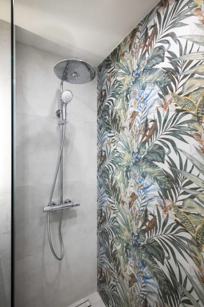 The Purely Placed 1BD Central Flat