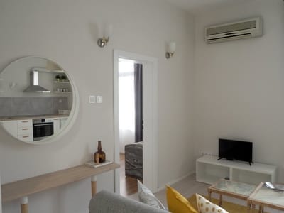 Caché - Bright One-Bedroom Apartment in Sofia