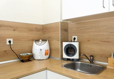 Cozy 1BD Flat in Golden Sands with All You Need