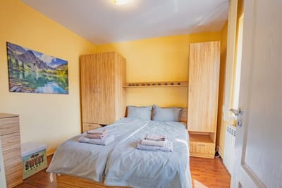 Modern 1BR Apt – Top Location, 4 min to Metro