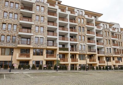 Stylish Flat with Parking St Constantine & Helena