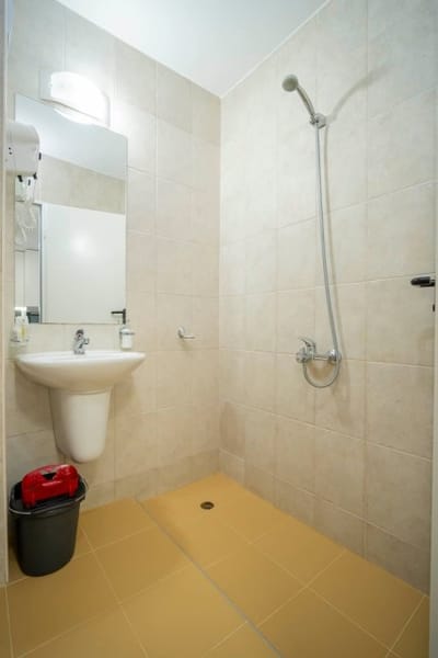 Harmani Haven 1BD Apart + Parking by Flat Manager