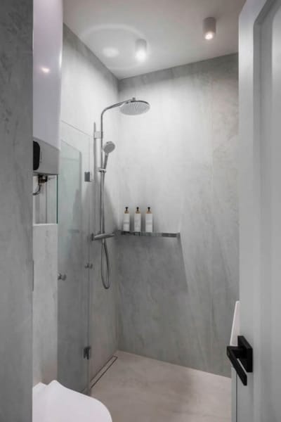 Urban Charm & Comfort - Chic 2BD in Prime Location