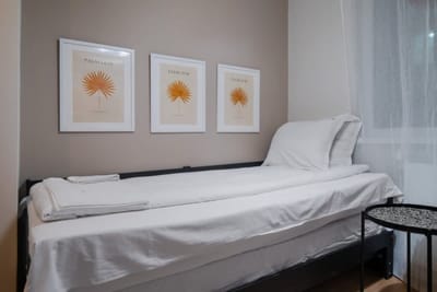 Tom Thumb & Thumbelina - 2 Private Rooms in Center