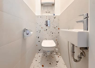 Stylish 2BD with Balcony & Desk near Vitosha Blvd