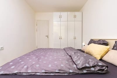 Radiant Retreat: Bright 1BD Haven in Plovdiv