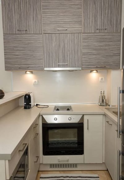 Black & White -1BD Flat in Varna Center