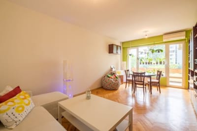 Beautiful Flat in Central Location