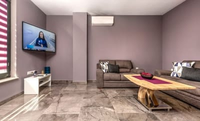 Stylish 1BD flat with a Parking Spot