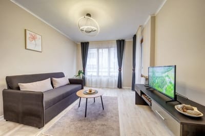 Dream View 1BD | Quick Slope Access