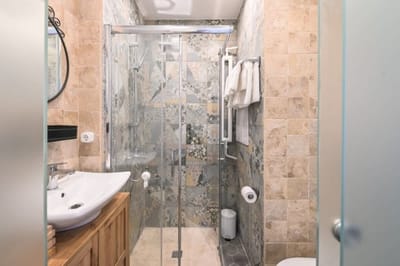 Floral Studio Retreat in Sofia City Center