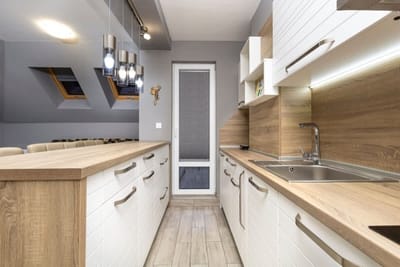 Beautiful 1BD Apartment with a Parking Spot