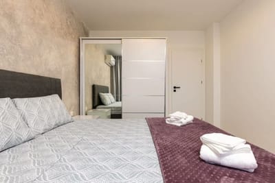 Casa Moderna  Stylish 1BD in South Plovdiv