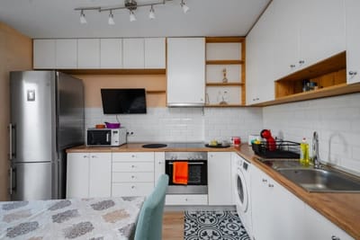 Charming 1BD Apartment Next to Women's Market