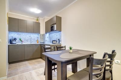 Dream View 1BD | Quick Slope Access