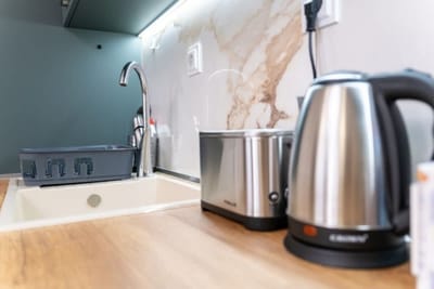 City Center Perfect: 1BR Apartment