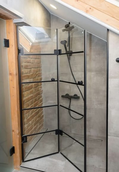 Stylish Maisonette Just Steps from the Sea Garden