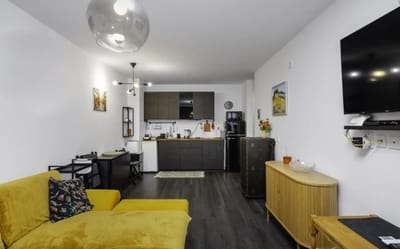 Cozy 1BD Flat Close to the City Center