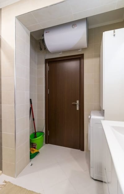 Pop your C-o-l-o-r-s - Funky and Modern 1BDR. Apt.