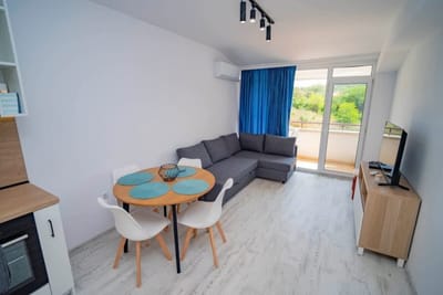 Next to Harmani 1BD Flat + Parking By Flat Manager