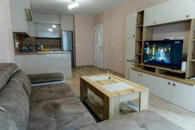 1BD Retreat with Balcony in Vibrant Varna District