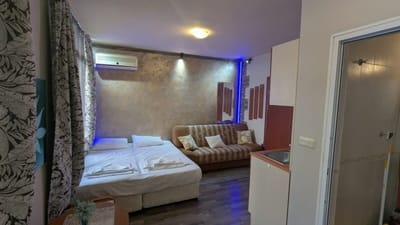 Compact studio with indoor pool near Cacao Beach
