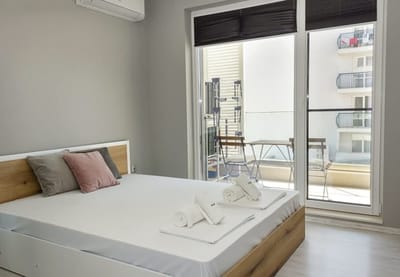 Sunny 1BD Flat in St Constantine & Helena Complex