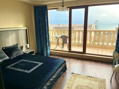 Elegant Apartment with Balcony in Argisht Palace