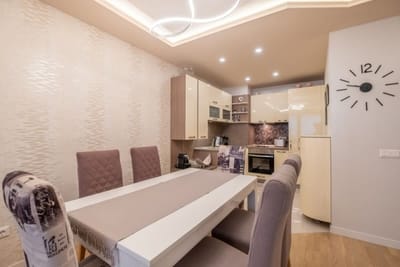 Jewelry - 1 bedroom apartment