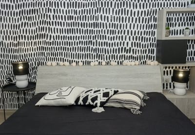 Black & White -1BD Flat in Varna Center