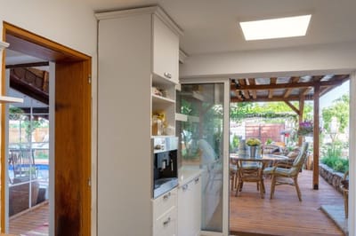 Modern and Cinematic Villa in the area of Sofia