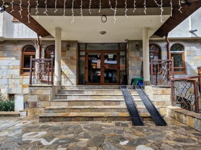 Cedar Lodge 2 Bedroom Apartment