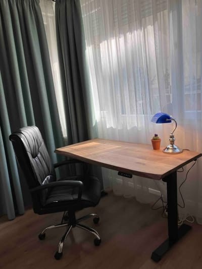 A French affair. With parking, style and elegance.