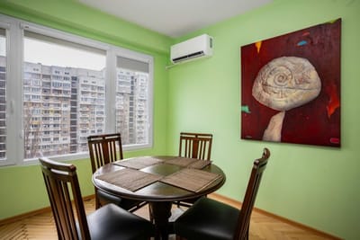 Life in Colours - Artistic 1BD Apartment