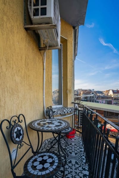 Charming 1BD Apartment Next to Women's Market