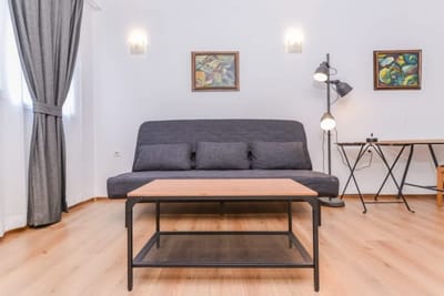 Eleganto - Central 2BD Stylish Apartment