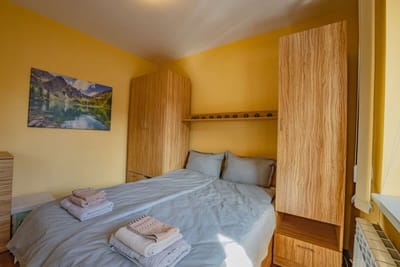 Modern 1BR Apt – Top Location, 4 min to Metro