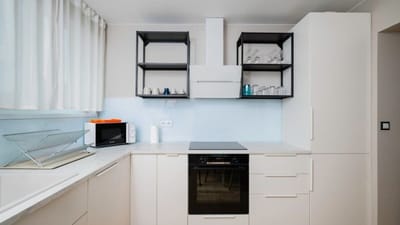 Quiet 2 BDR Comfort Near NDK + Workspace