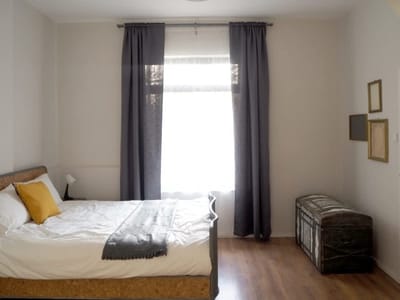 Caché - Bright One-Bedroom Apartment in Sofia