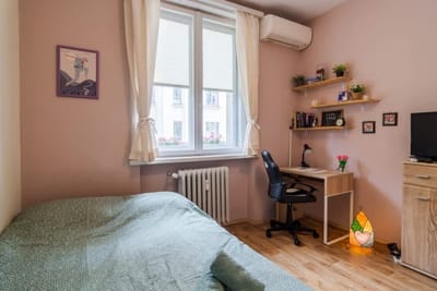 The Top Spot - Cute Little Studio in the Center