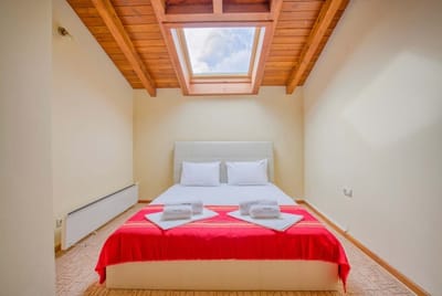 Stylish Two-Level Apartment in Bansko