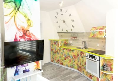 | AcriliC | One-Bedroom Flat with Balcony