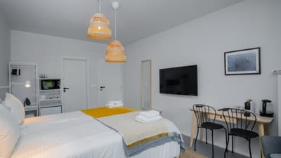 Aviva City Stay – Blue Note Studio