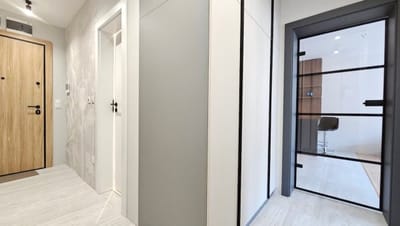 Bright Urban Stay with Parking